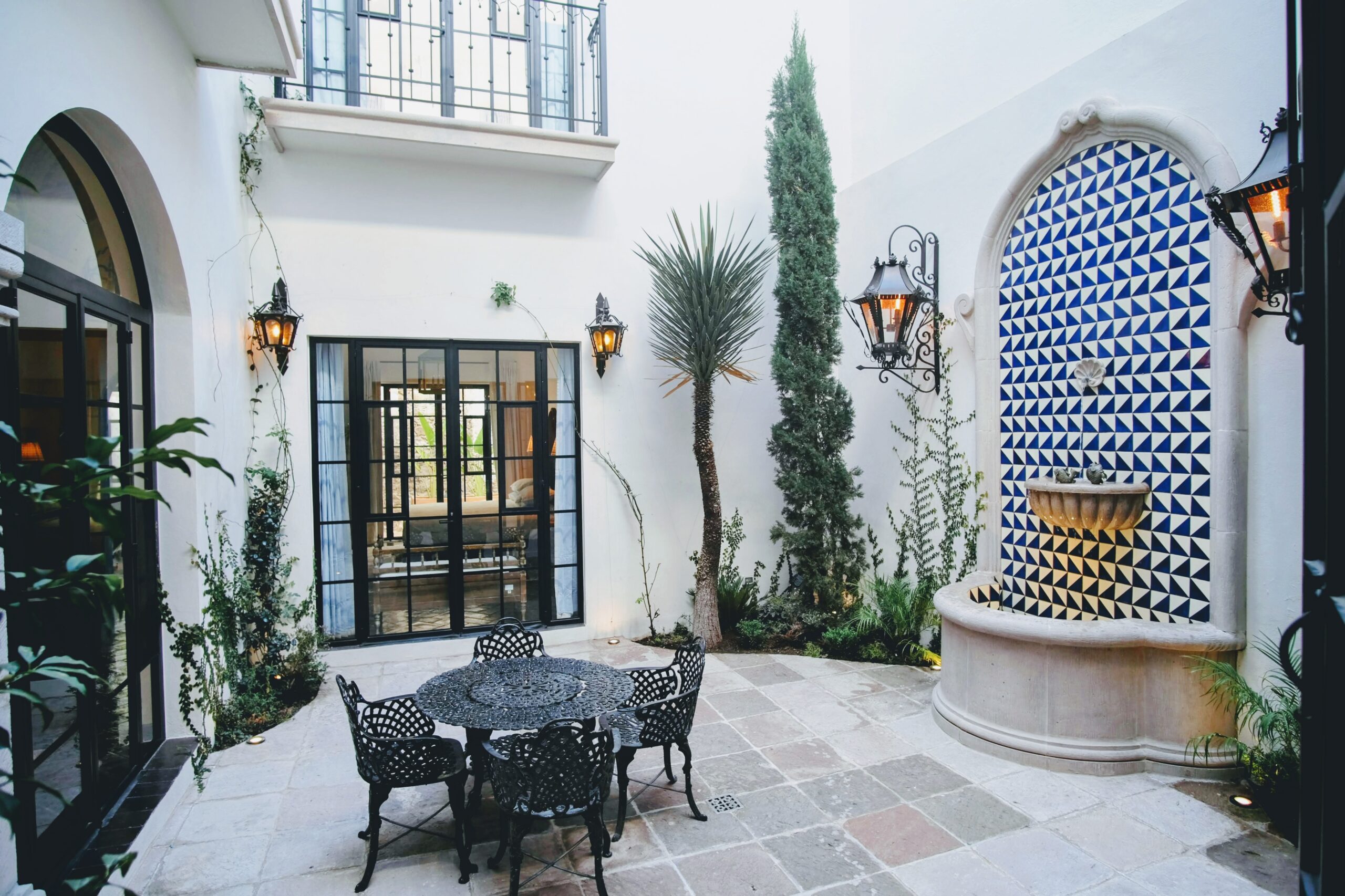 Casa-Jacaranda-1st-patio-scaled