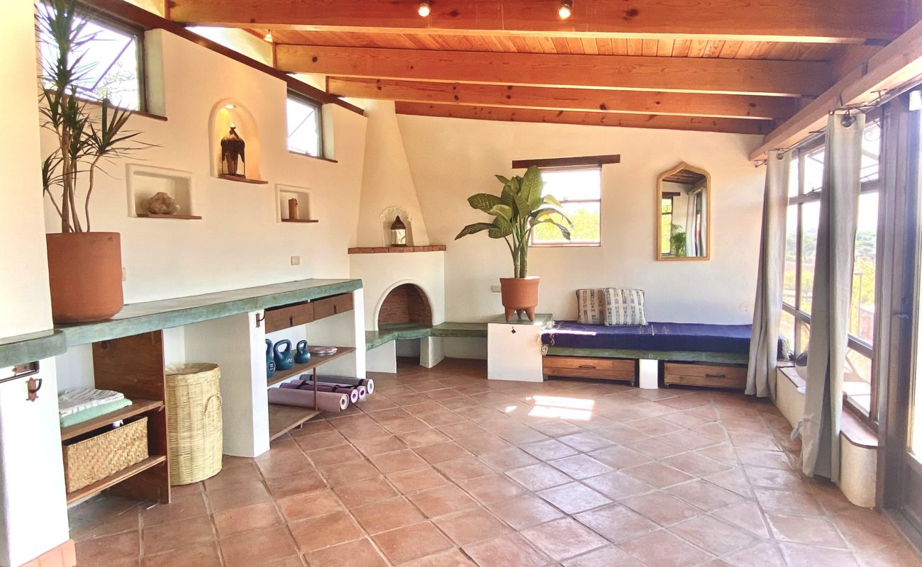 IMG_9452-1-scaled-rc7lza2wly8gwkvq17l9cii2uxsghsbzvwrch3zhvk